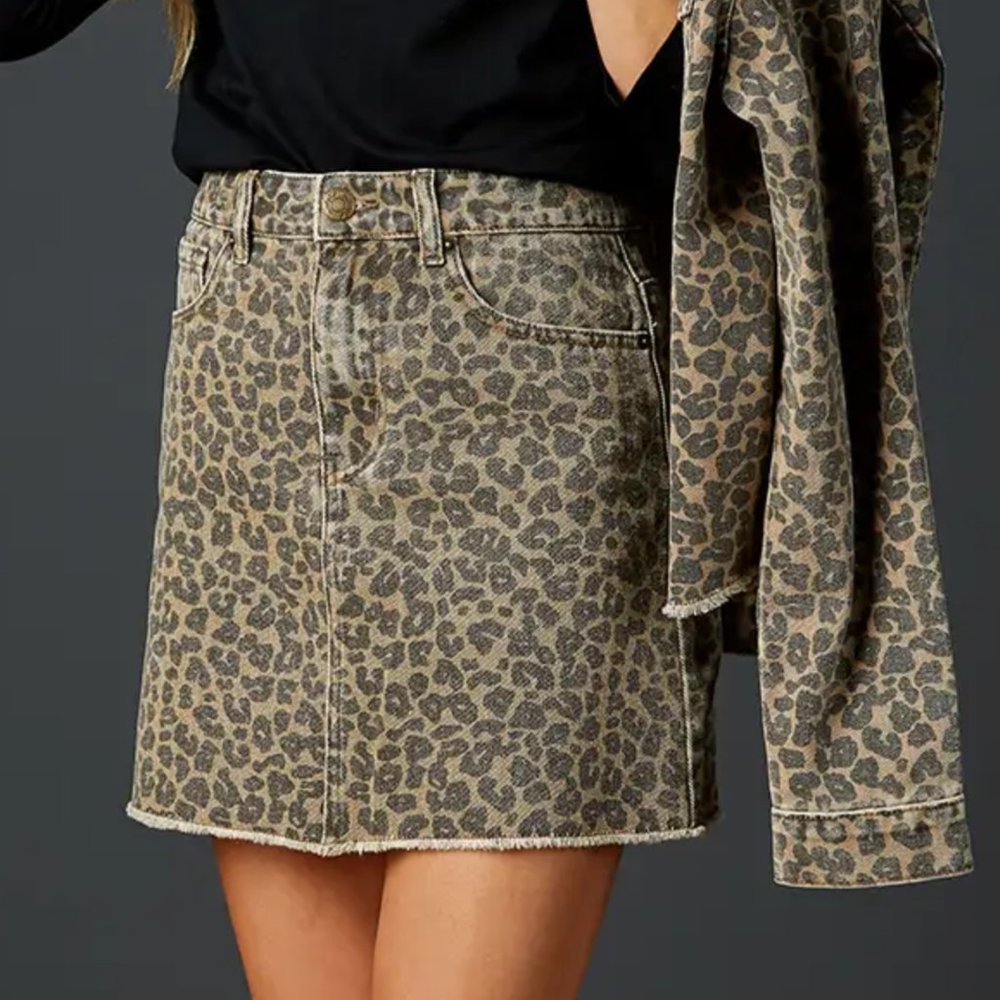 NEW STEVIE LEOPARD DENIM MINI SKIRT - Mud Pie - Beige & Black - Size Small